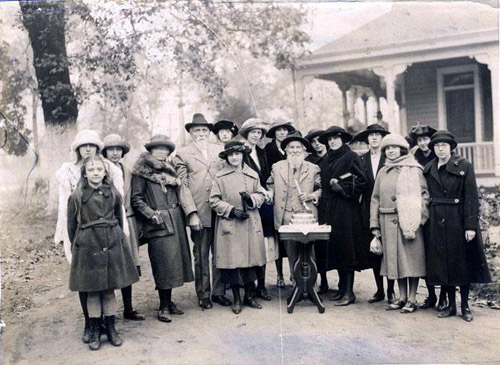 Photo of George L. Cathey of the NC Soliders Home celebrating his 101st birthday in 1922. Image courtesy of the NC Museum of History.