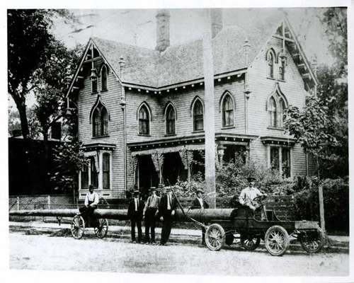 Truck built by Wynne in 1903. Image courtesy of the NC Museum of History. 